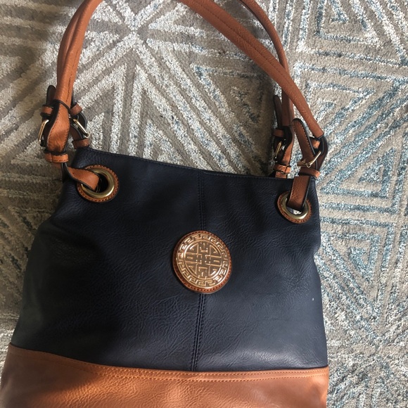 Hand bag - Picture 4 of 9